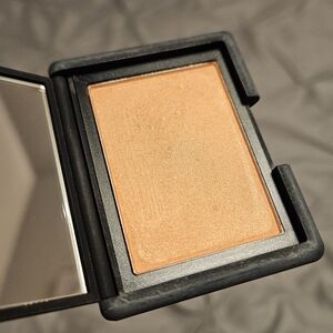 NARS Powder Blush in Luster (ORIGINAL FORMULA)